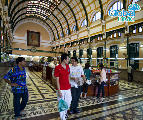 Half Day - Tour of historical sites in Saigon