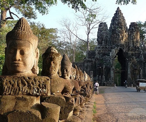 THE TEMPLE OF ANGKOR 3 DAYS